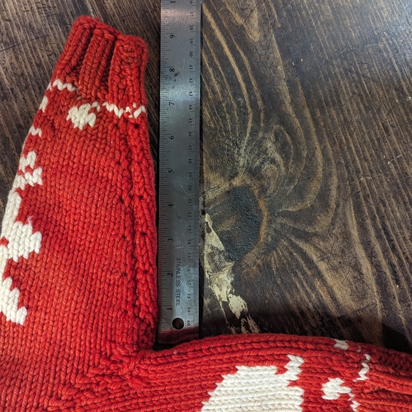 VINTAGE 50's/60's Adorable pair of hand knit children's zip front sweaters!!! - Picture 2 of 11